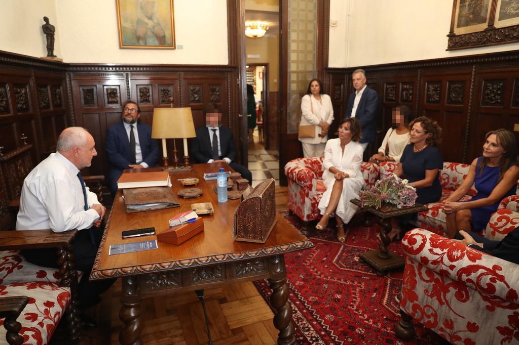 La familia de Fernando Ónega en un breve encuentro privado