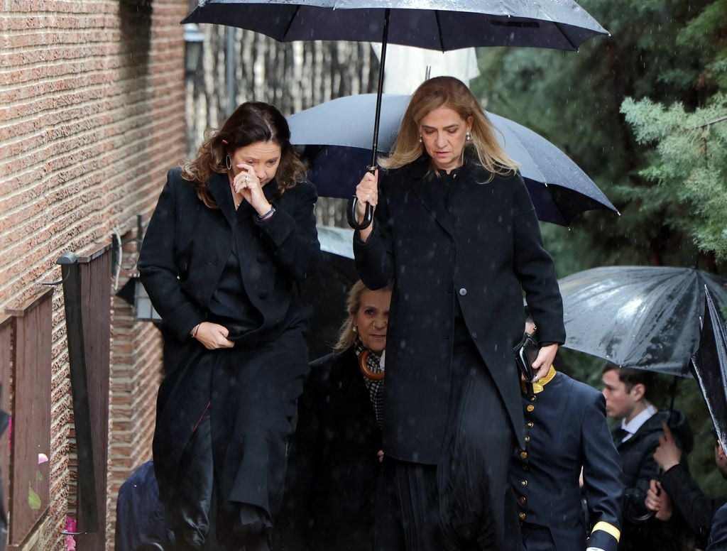 La infanta Cristina acompañada de su prima y amiga del alma, Alexia de Grecia