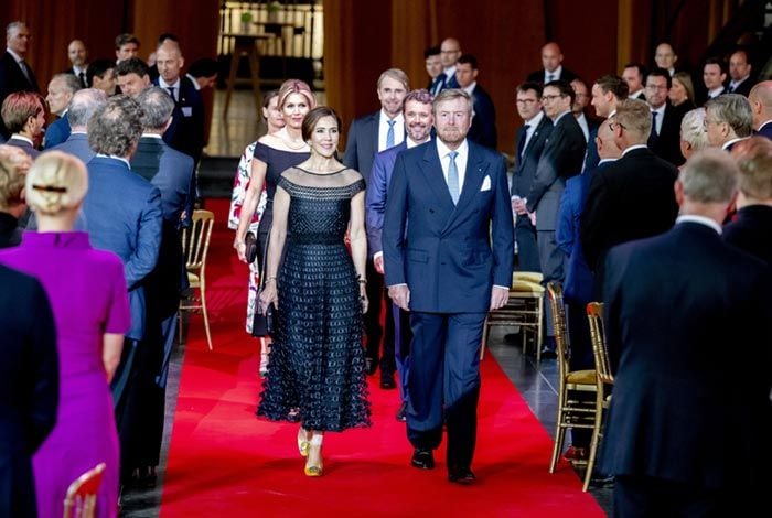 Federico y Mary de Dinamarca con los Reyes de Países Bajos
