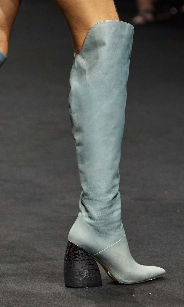 dale la bienvenida al 2023 con el estilo de unas knee high boots