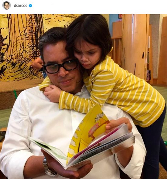 Daniel Sarcos y su hija