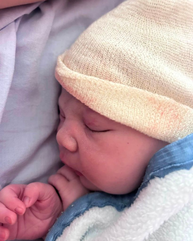 La pequeña ha nacido por la tarde, según ha anunciado su padre en sus redes sociales
