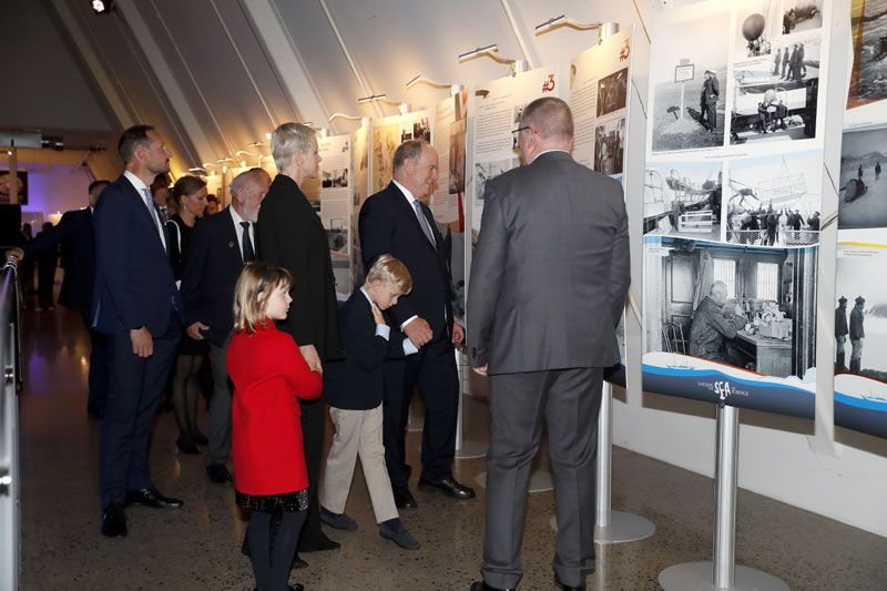 Jacques y Gabriella de Mónaco en el Museo Fram de Oslo