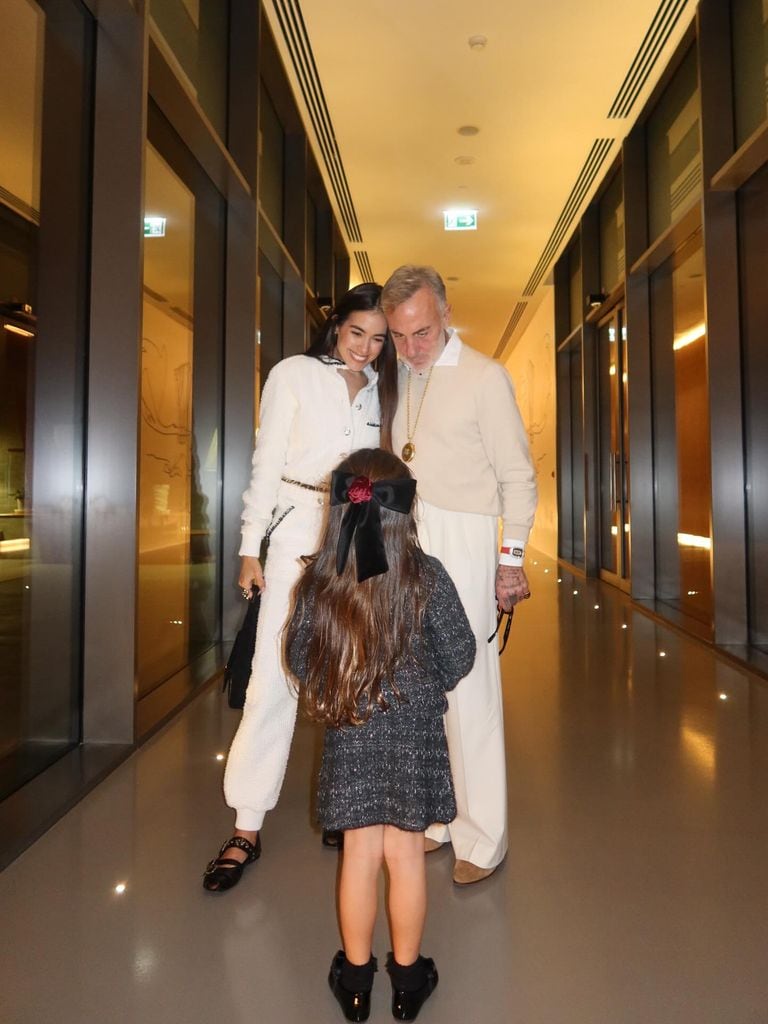 Gianluca Vacchi compartió varias fotos de su nueva aventura en familia.