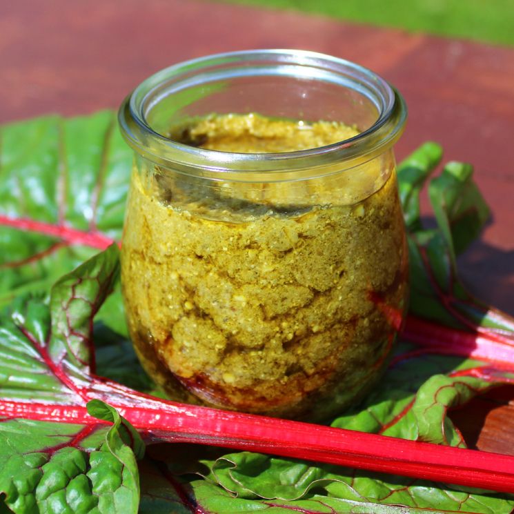 Pesto de acelgas.