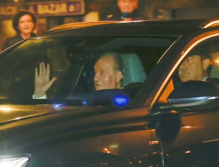 Don Juan Carlos llegando al 18 cumpleaños de Leonor
