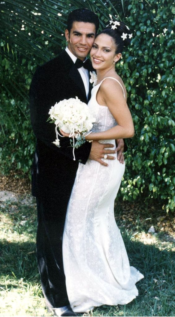 Ojani Noa y Jennifer Lopez en el día de su boda, en 1997.