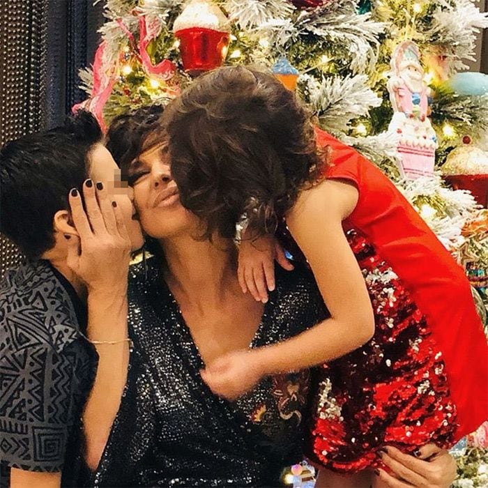 Raquel Perera disfruta de la Navidad con sus hijos: 'Reír para todo y pese a todo'