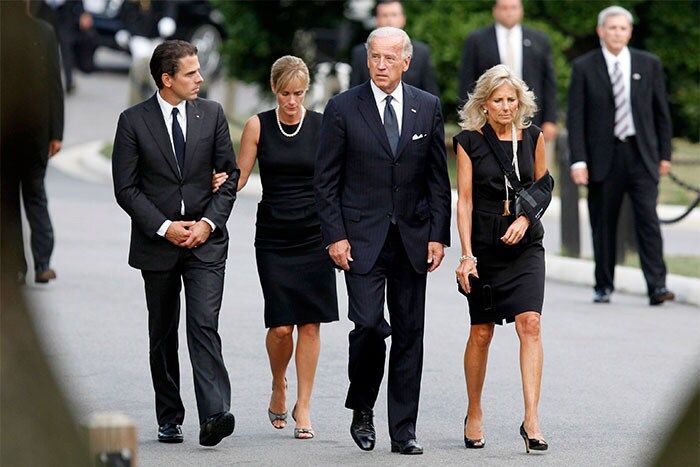 Jill y Joe Biden con Hunter Biden y Kathleen Buhle