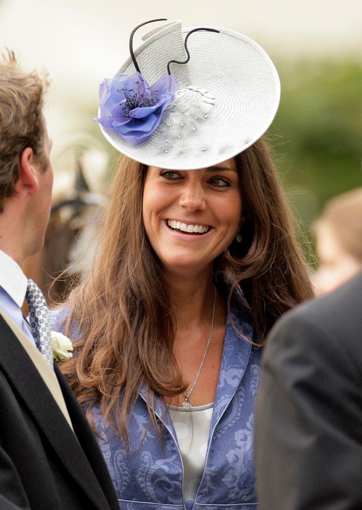 Kate Middleton, princesa de Gales, en la boda de Nicholas van Cutsem y Alice en Londres, 2009.