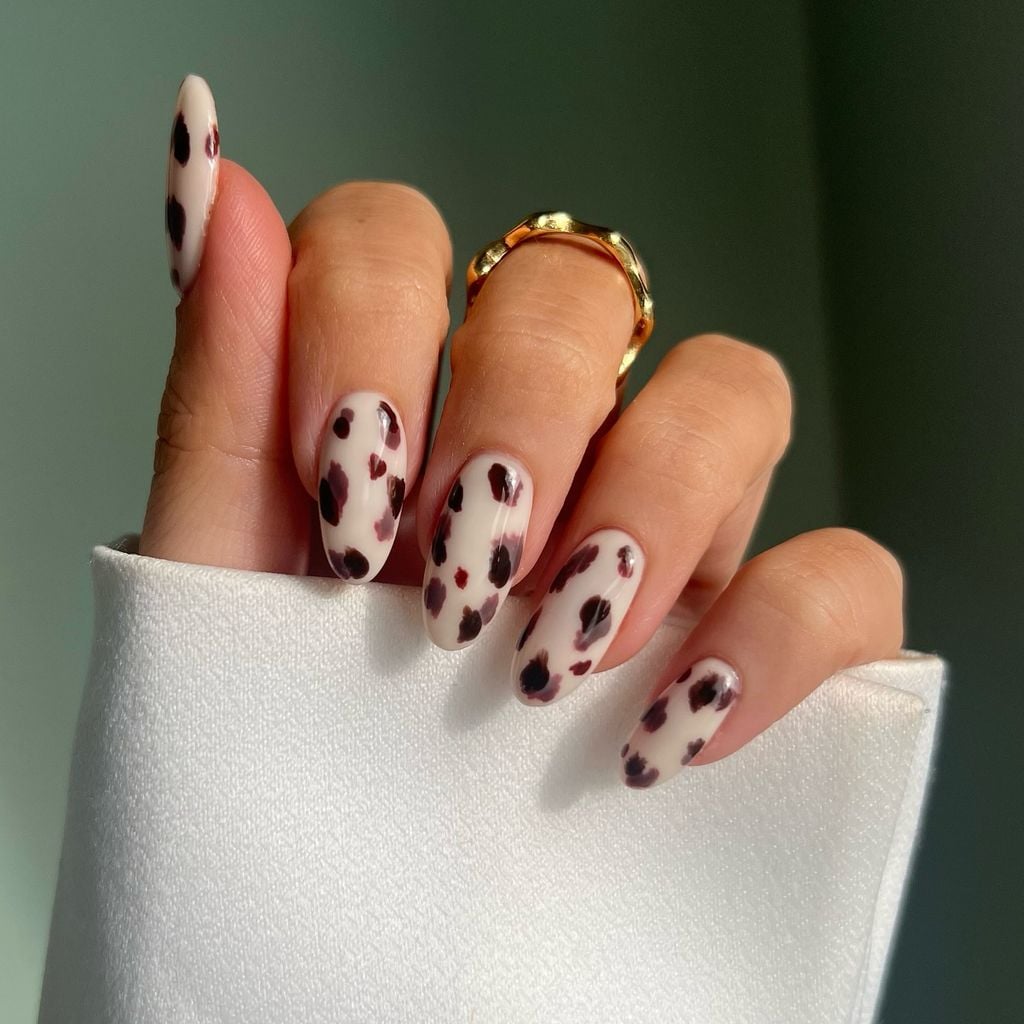 Manicura con estampado animal leopardo