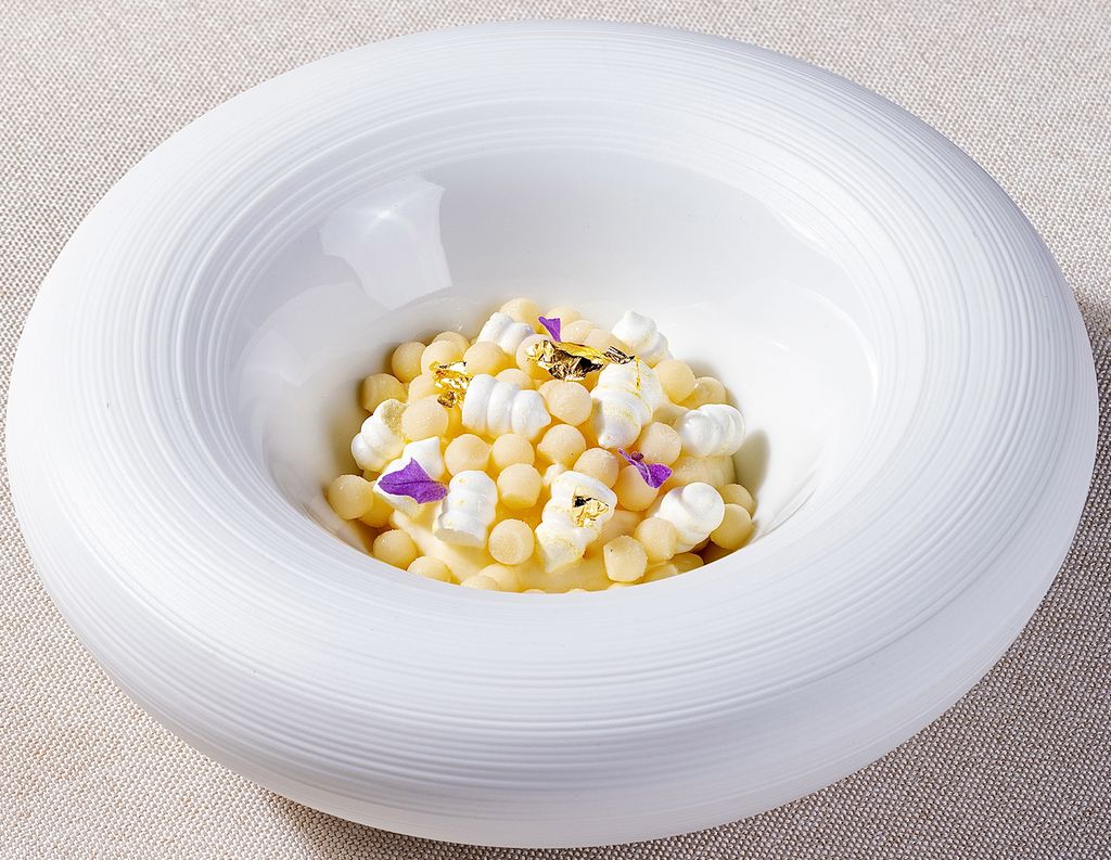 ‘Torrija’, la personal interpretación que hace el chef de uno de los postres vinculados a su infancia. 