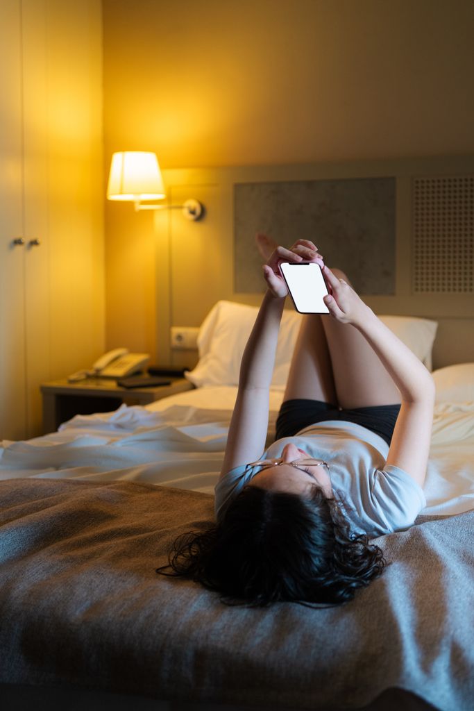 chica cama movil