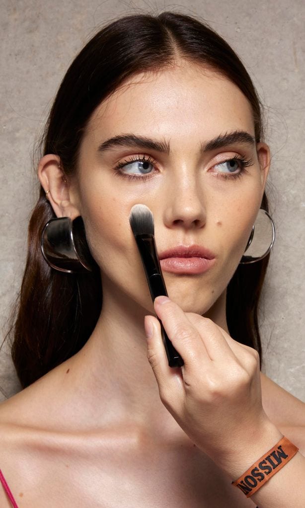 La importancia de mantener tus brochas de maquillaje limpias