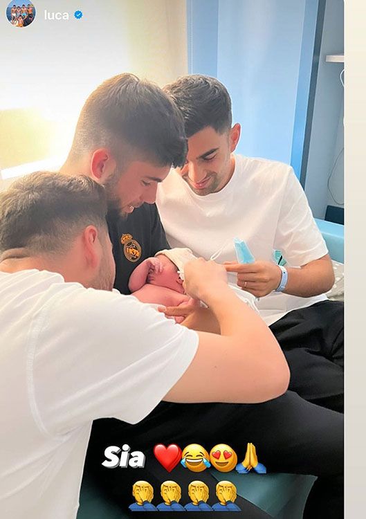 Imagen de los Luca y Theo Zidane con su sobrina 