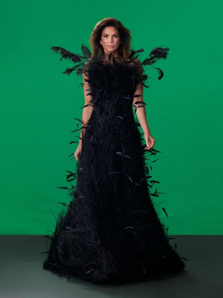 Cindy Crawford en el ´look´final de Gucci.