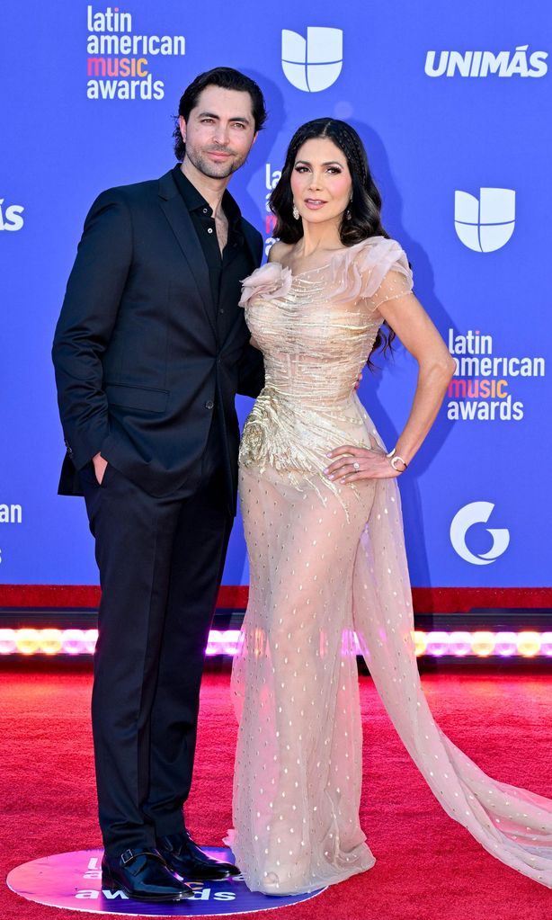us entertainment music latin awards arrivals