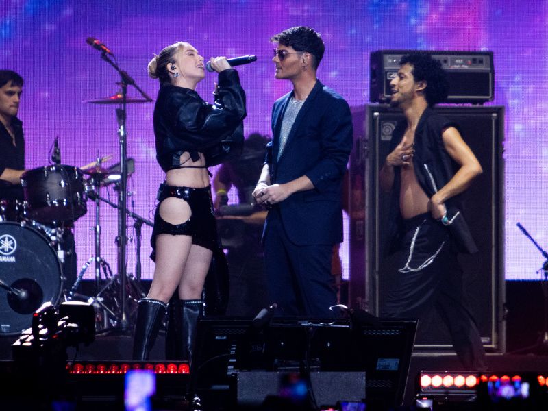 Ana Mena y Abraham Mateo en los premios Cadena 100