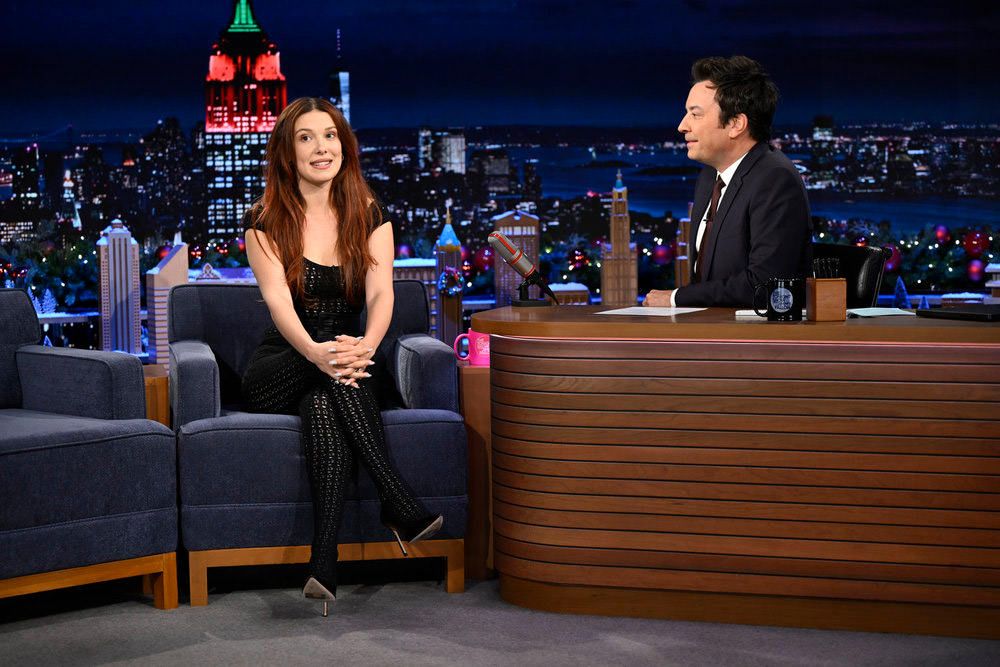 Millie Bobby Brown le contó que a Jimmy Fallon que se coló en la sala de guionistas para descubrir el final de 'Stranger Things'