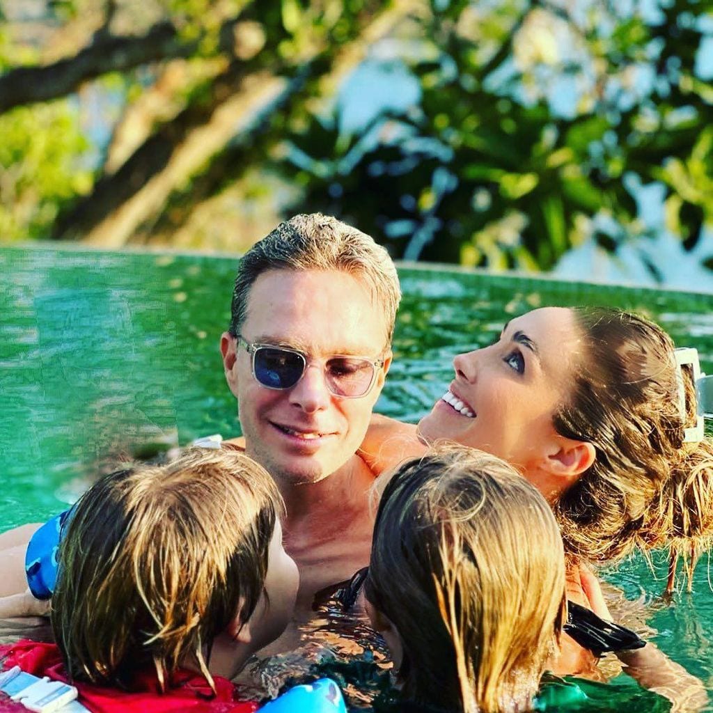 anah su esposo e hijos