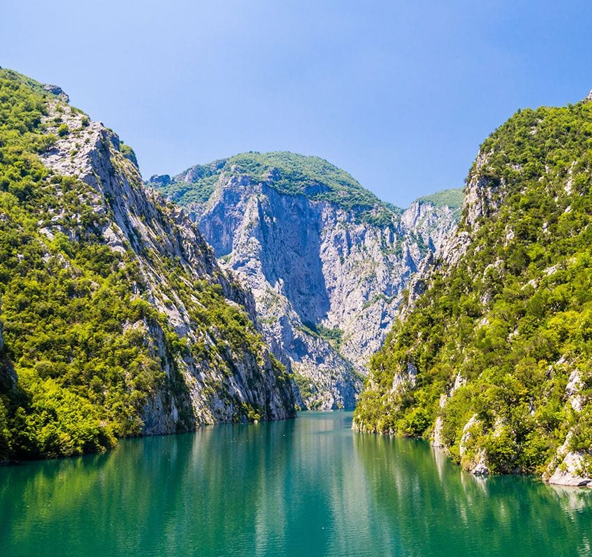 Lake-Koman, Albania