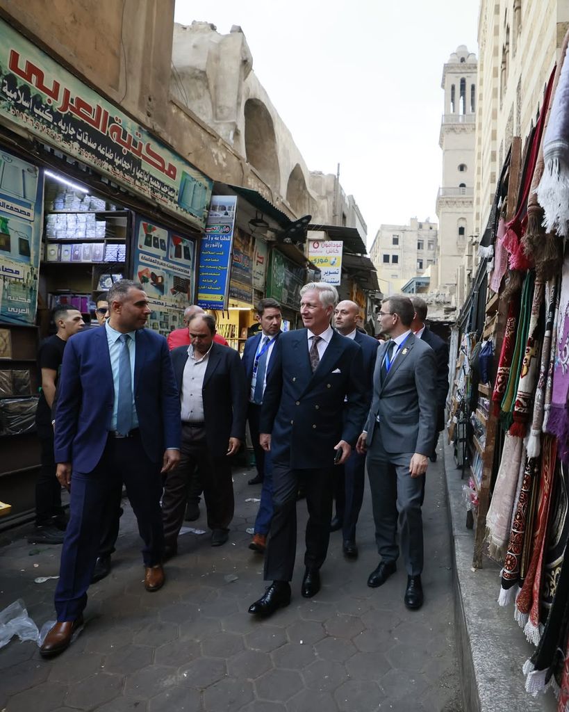 Antes de la inauguración esta noche del Gran Museo Egipcio de El Cairo, el Rey Felipe de Bélgica se reúne con el Gran Imán de la Mezquita de Al-Azhar, un destacado líder espiritual e intelectual del mundo suní 
