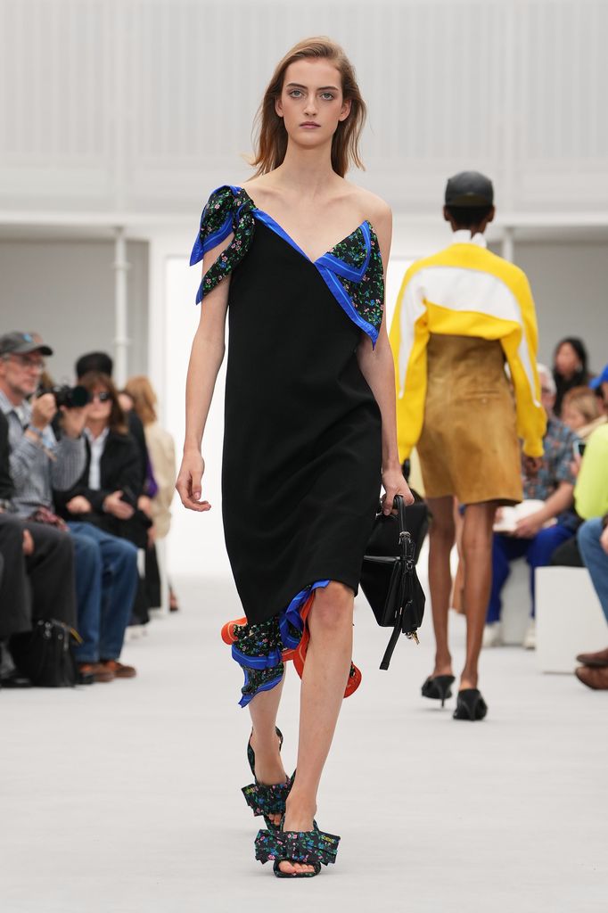 Paris Fashion Week: desfile de Loewe (Primavera/Verano 2027)