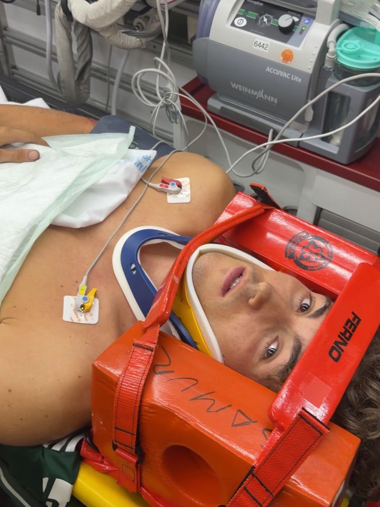 Las impactantes imágenes que el 'influencer' leonés ha compartido tras su accidente de Moto en Madrid