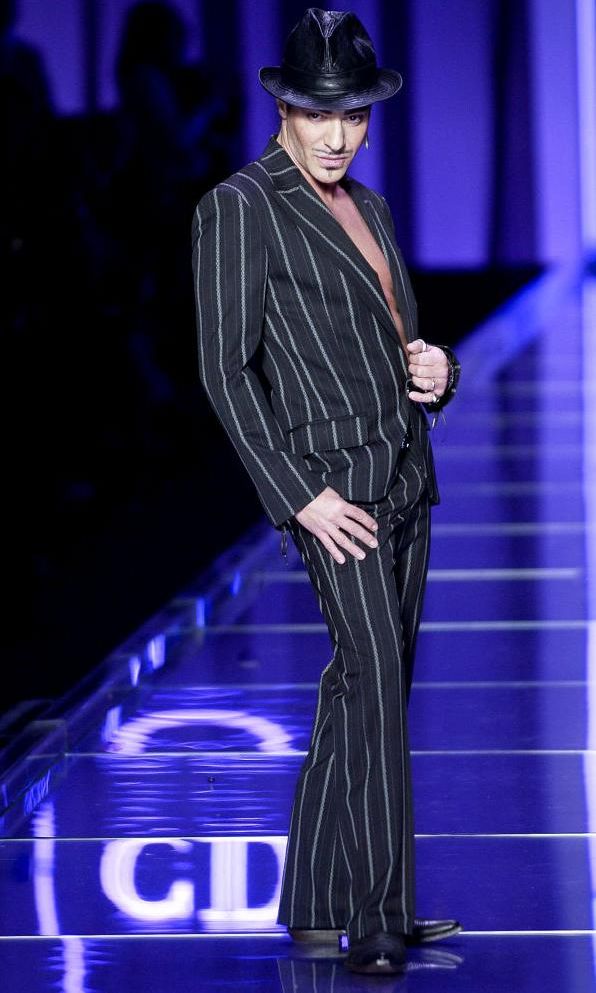 John Galliano HOLA