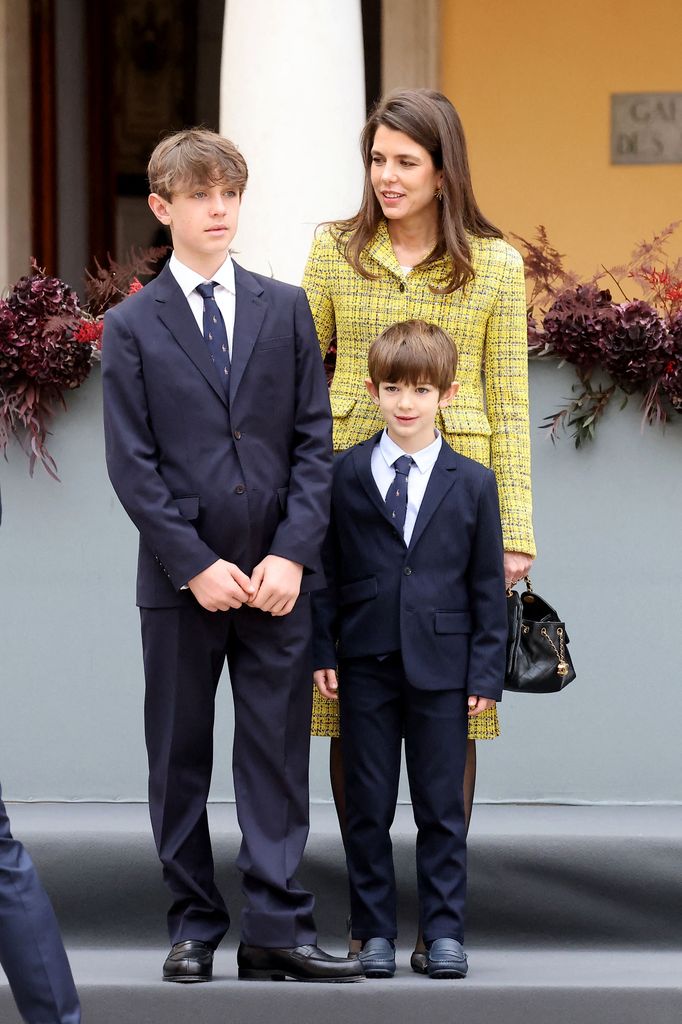 Carlota Casiraghi y sus dos hijos