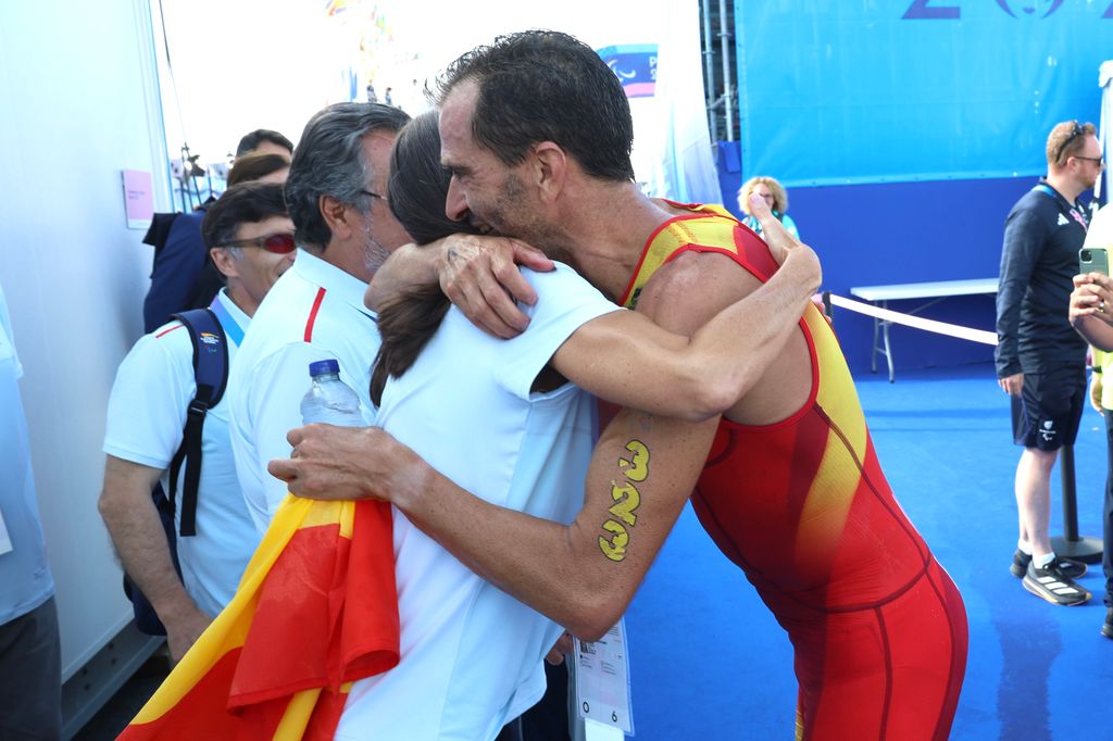 La reina Letizia celebra el oro de Daniel Molina en los Juegos Paralímpicos de París 2024