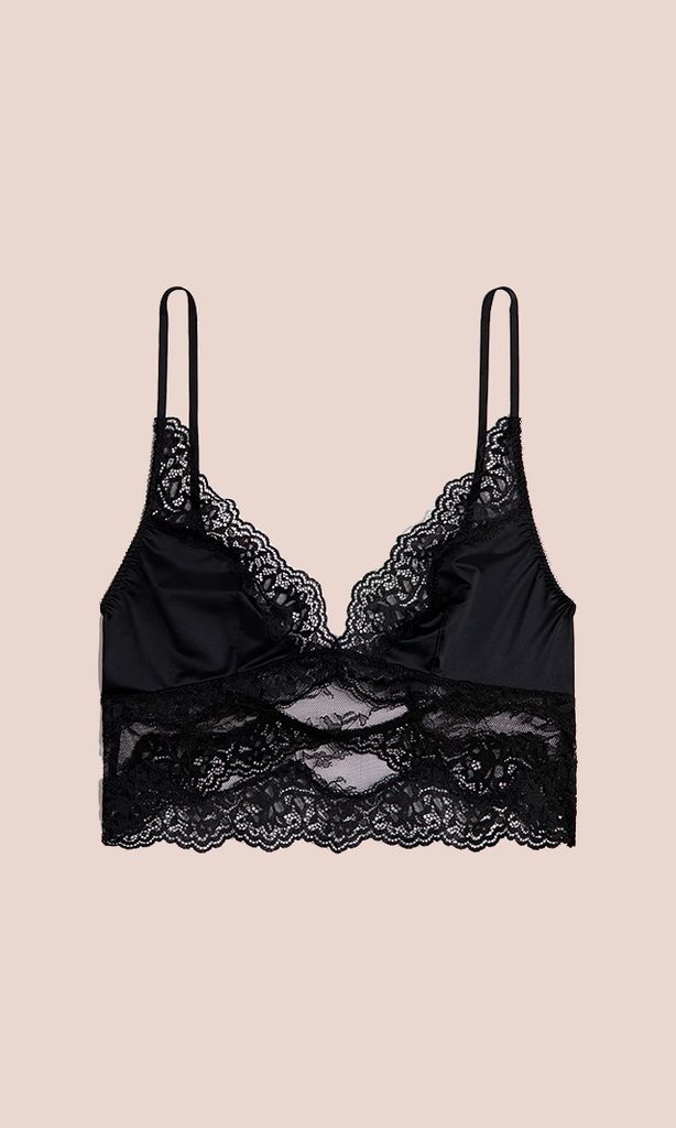 Bralette negro de encaje (15,99 euros)