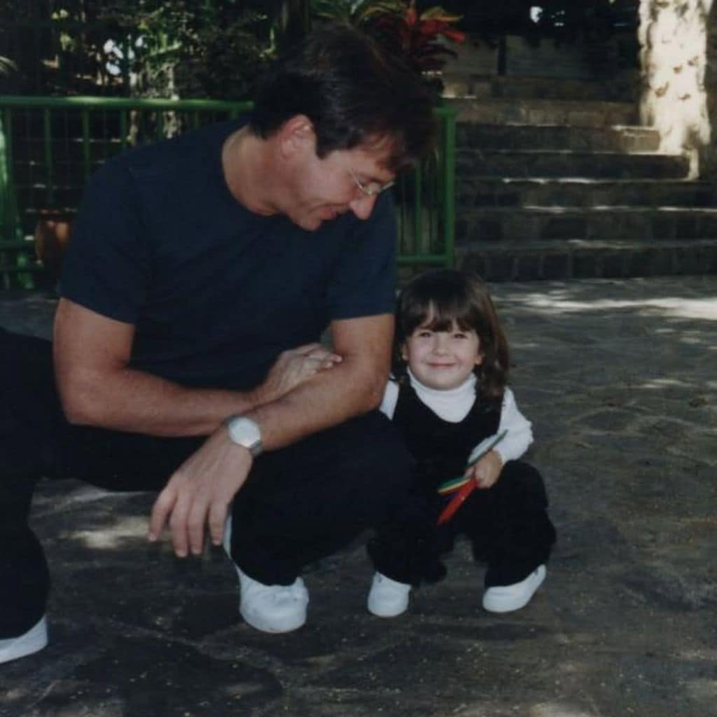 Ricardo Montaner su puso nostálgico entre fotos de la infancia de su hija, Evaluna