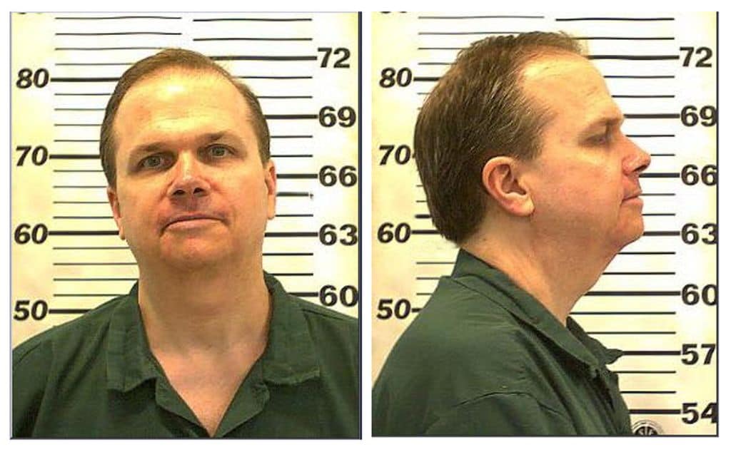 Mark David Chapman mató a John Lennon hace 45 años