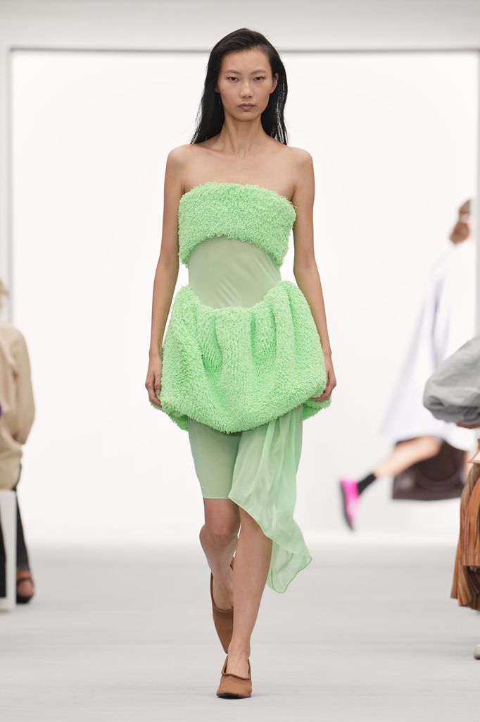Paris Fashion Week: desfile de Loewe (Primavera/Verano 2027)