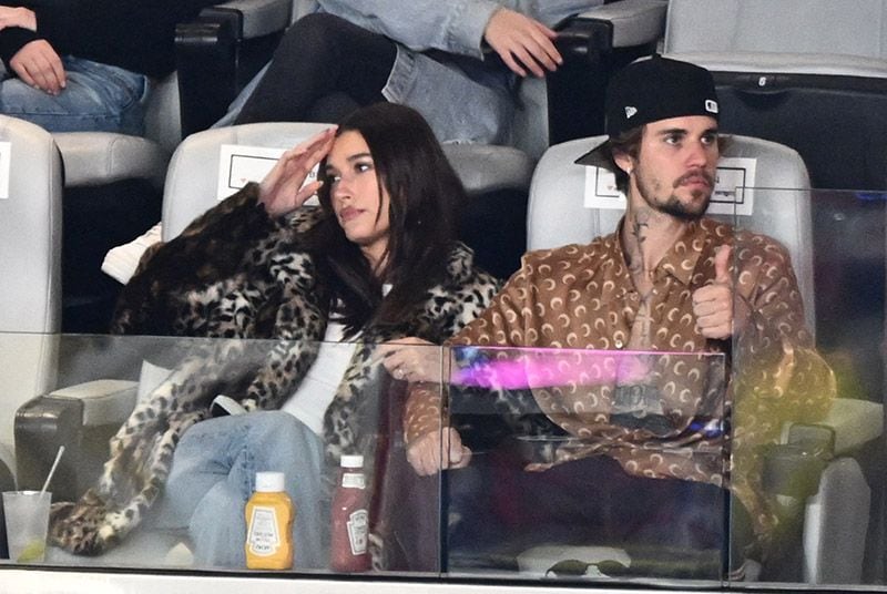 hailey-bieber-look-super-bowl