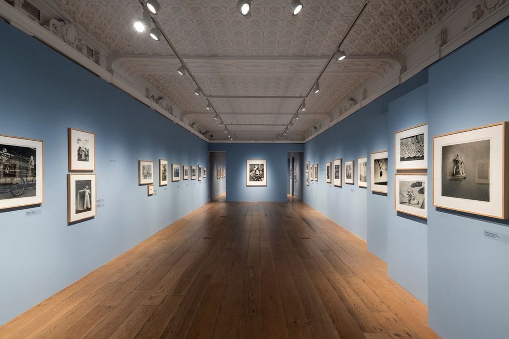 La exposición de la fotógrafa mexicana en Casa México en Madrid. 