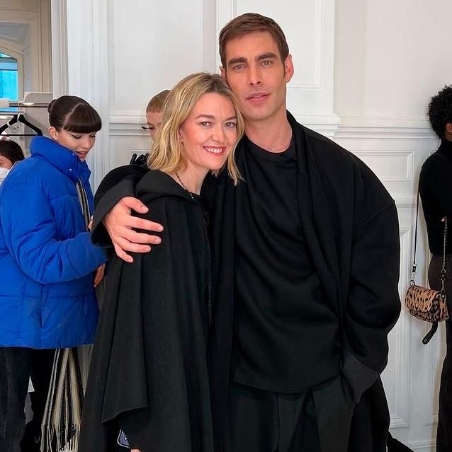 Jon Kortajarena y Marta Ortega en el desfile de Valentino Alta costura