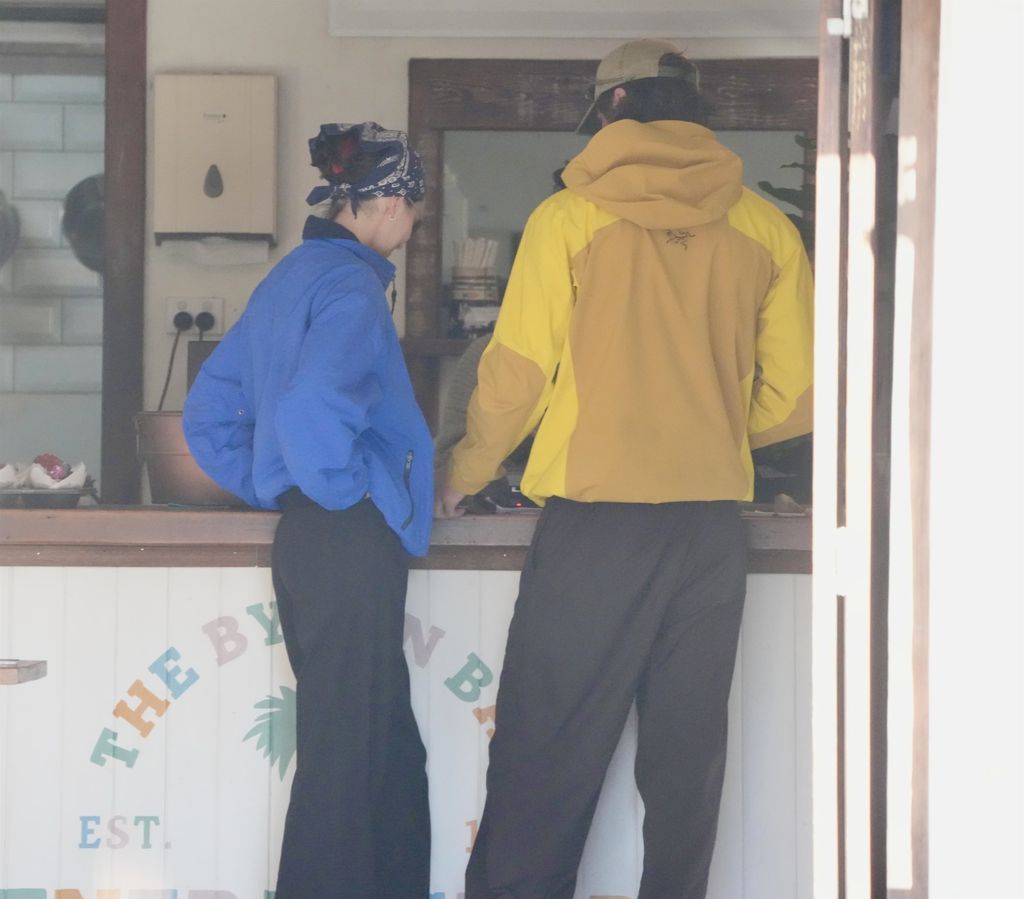 Jacob Elordi y Kendall Jenner salieron a desayunar en Byron Bay, donde al parecer, él tiene una finca.