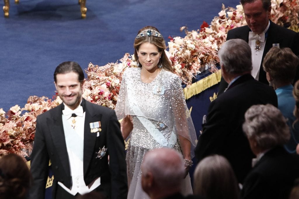 Carlos Felipe de Suecia, con su hermana la princesa Magdalena, y su cuñado, Chris O'Neill