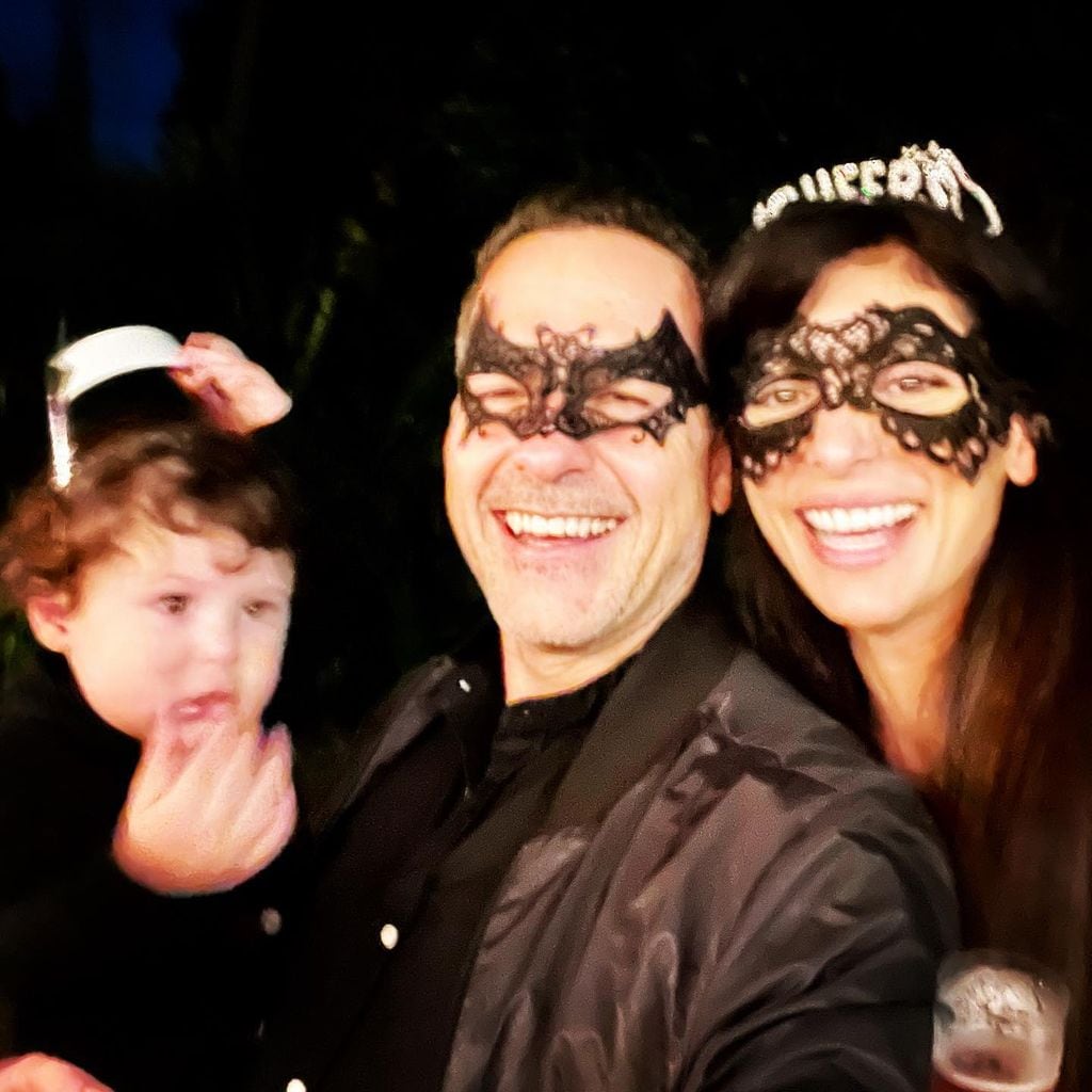 Carlos Calderón, Vanessa Lyon y su hijo, León