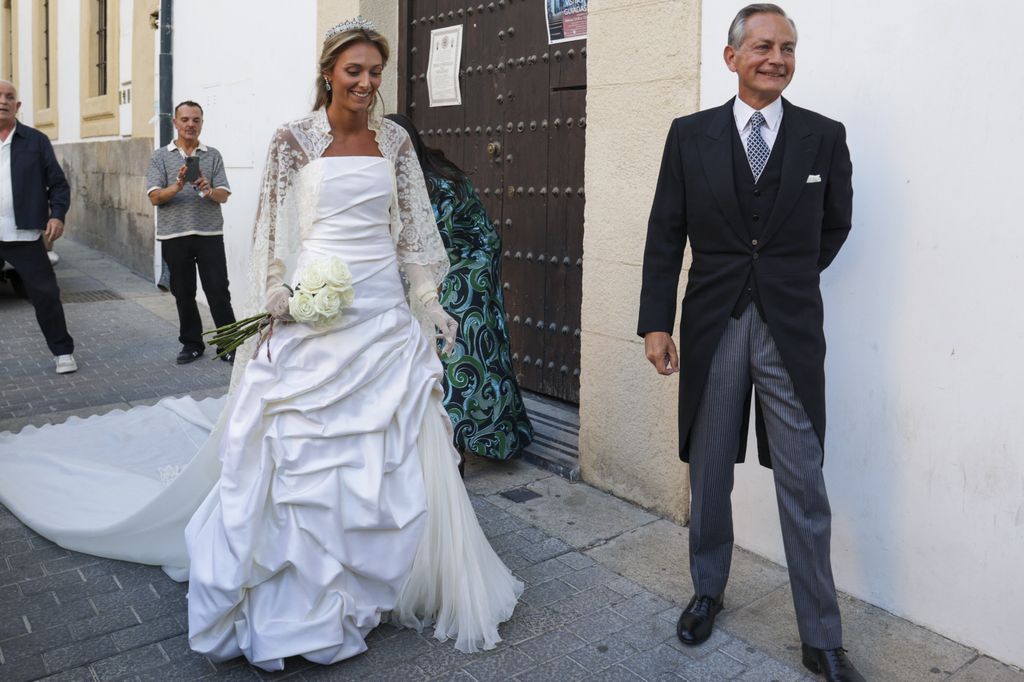 La boda de Hugo Hernández-Mancha y María Luisa Arróspide en Córdoba