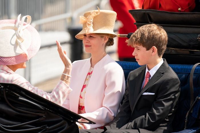 louise y james de wessex en el trooping the colour