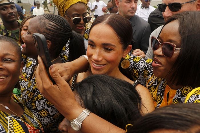 Harry y Meghan, ¿cómo explicar una gira 'casi' real bajo sus propias condiciones?