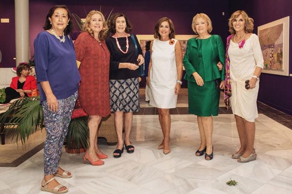 Gloria Urdiales, Conchita Cuerda, Pilar Juárez Paloma Hinojosa, Elena Gómez, Marili Basagoiti y Mamen Pérez Villota
