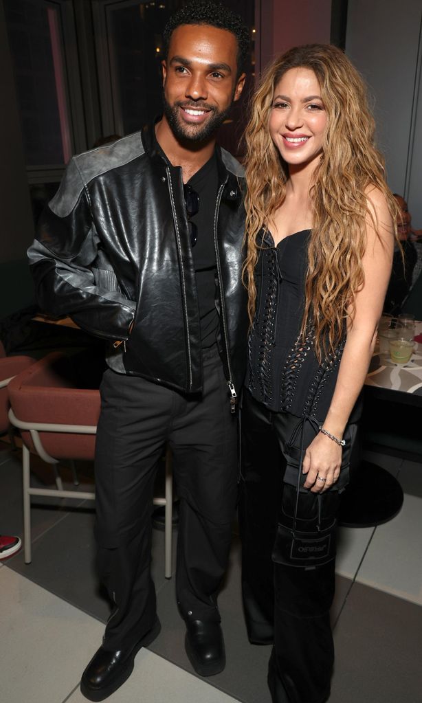 Shakira y Lucien Laviscount