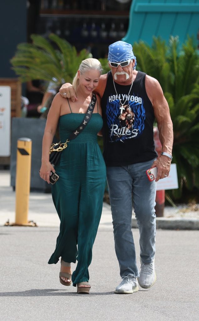 Hulk Hogan con su última mujer Sky Daily