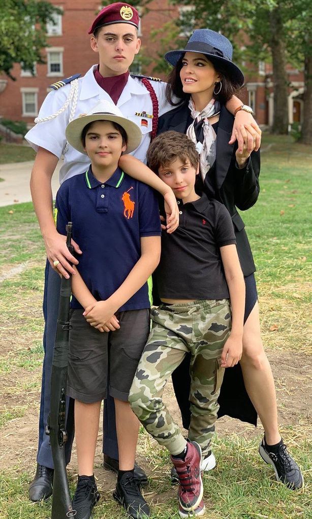 Ana Bárbara y sus hijos