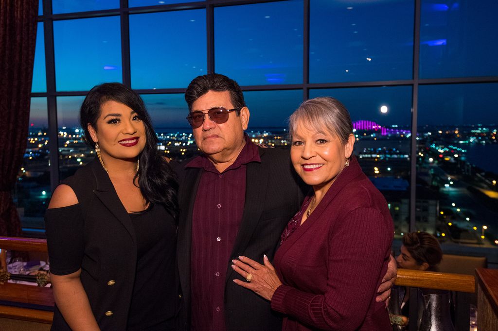 Suzette Quintanilla, Marcella Quintanilla y Abraham Quintanilla