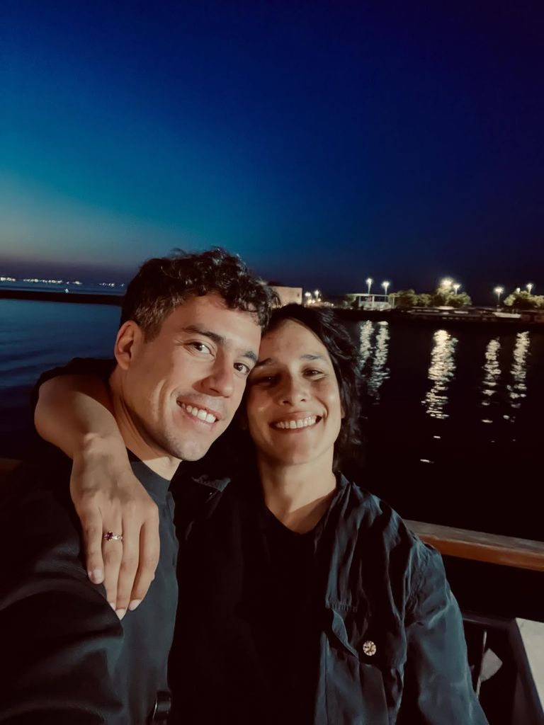 Paz Ramírez y su pareja, Santiago Barros acababan de comprometerse y preparaban una boda que nunca llegará a celebrarse